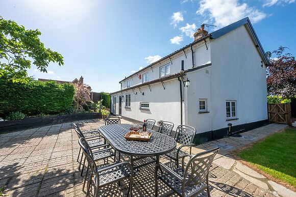 Spacious House for 8 in Great Plumstead