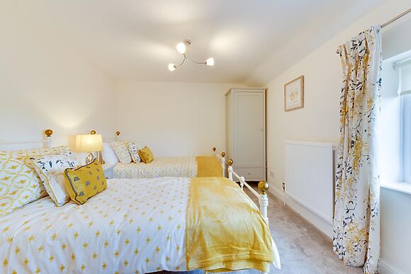 Spacious House for 8 in Great Plumstead