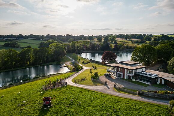 Twin Lakes Annexe