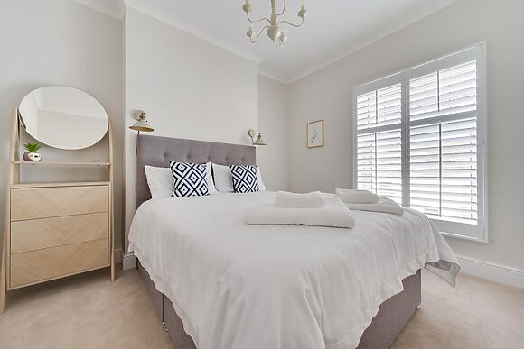 6 Woodville