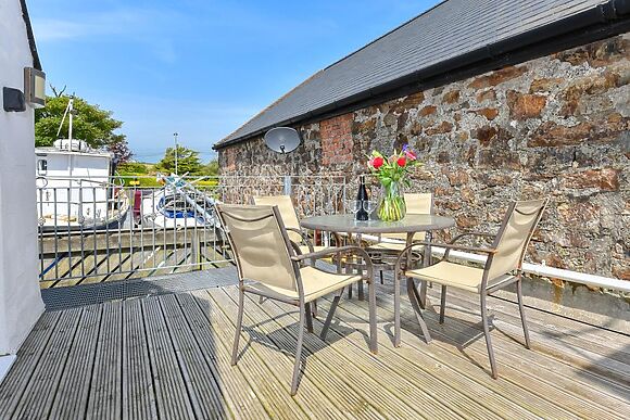 Plas Llwyndu Cottage