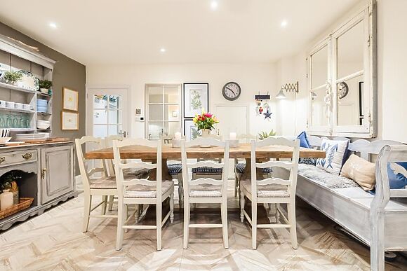 Chart House Sleeps 6
