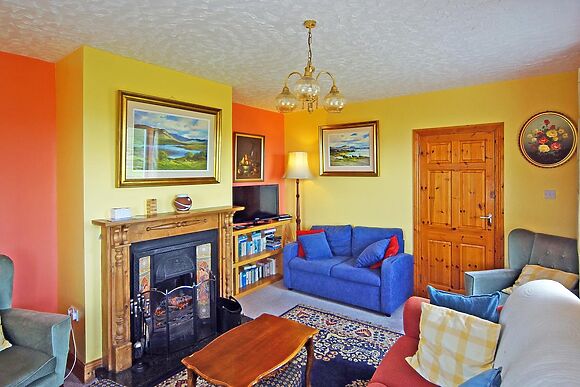 Spacious Lodge for 12 in Waterville
