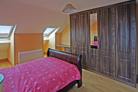 Large House for 8 in Inch