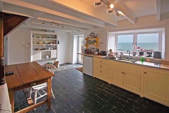 Large Cottage for 8 in Rosscarbery