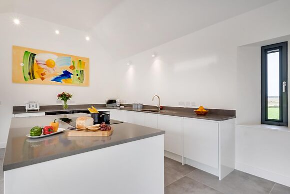 Spacious Lodge for 8 in Wells-next-the-Sea