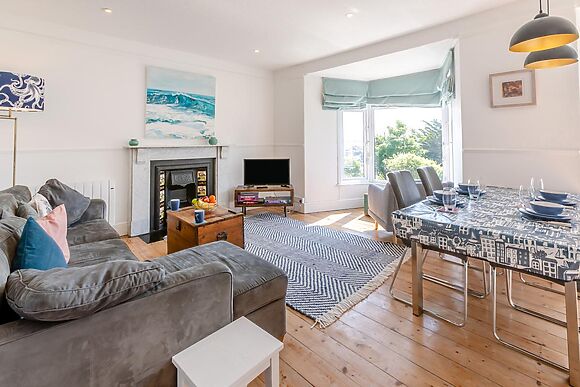 House for 8 in St Ives