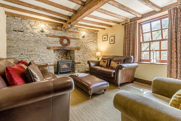 Spacious Cottage for 8 in Hay-on-Wye