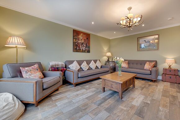 Large Hall for 15 in Llanrhidian