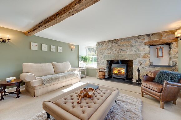 Spacious House for 8 in Brithdir