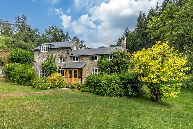 5-Bedroom Hot Tub Mill in Chirbury