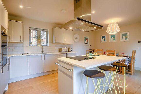 Spacious House for 8 in Weybourne