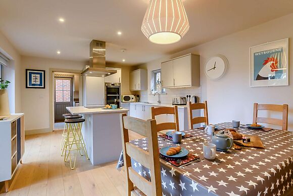 Spacious House for 8 in Weybourne