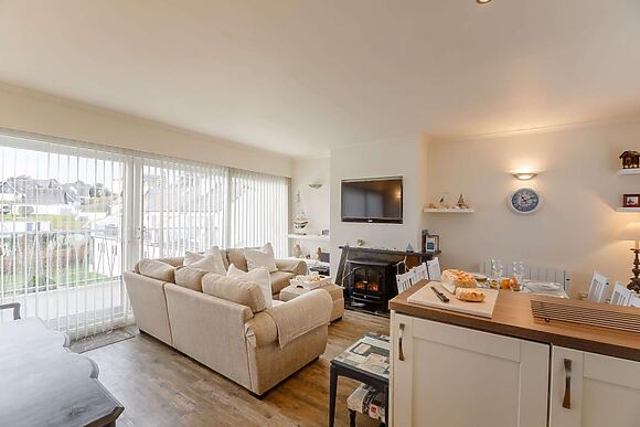 Sea Breeze 40 Cae Du