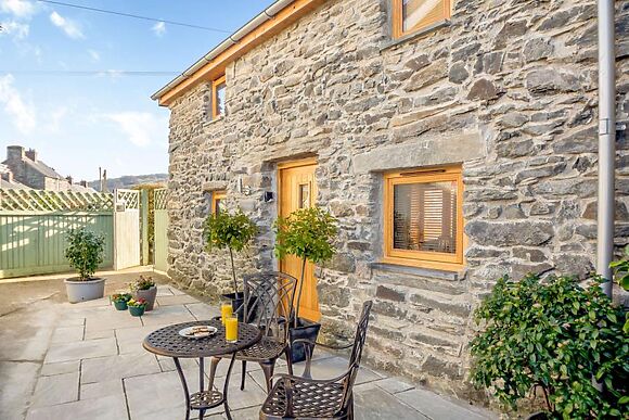 Y Bwthyn Llew Coch Cottage