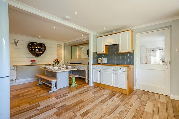 House for 8 in Porthcurno