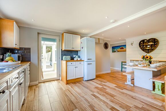 House for 8 in Porthcurno