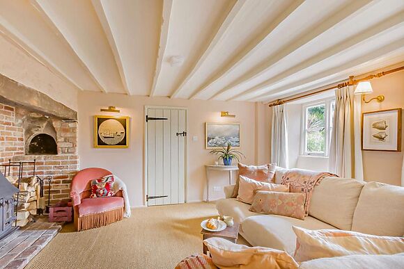 Pitt Cottage