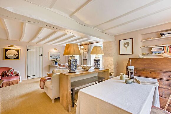 Pitt Cottage
