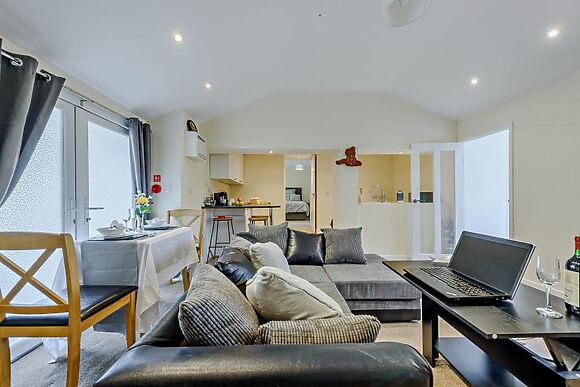 Dairy Cottage Retreat