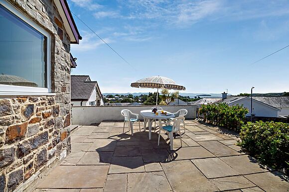 66 Cae Du And Beach Hut