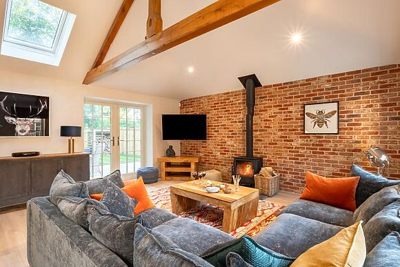 Sycamore Barn - Holt