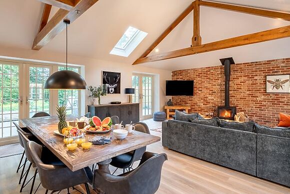 Sycamore Barn - Holt