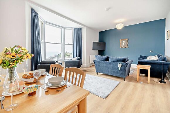 Beach Retreat Tenby