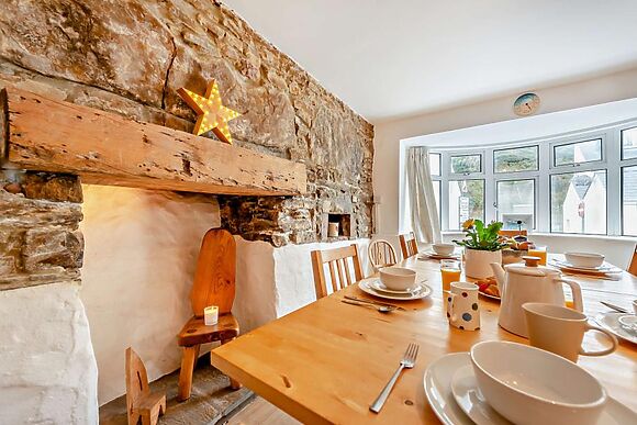 Hillcrest Cottage