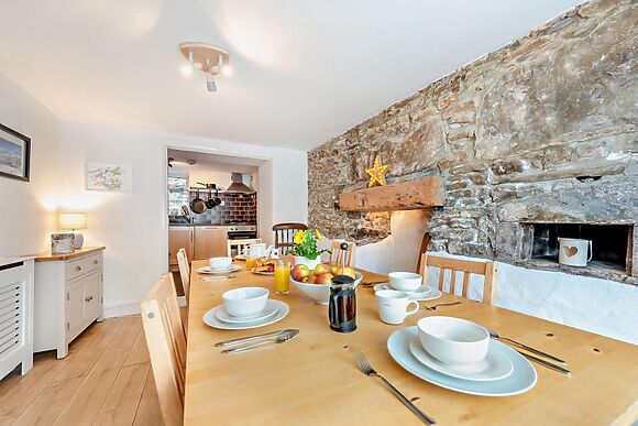 Hillcrest Cottage