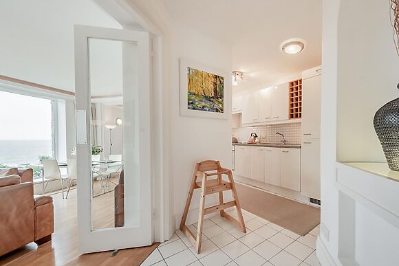 2-Bedroom Apartment with Sea Views in Little Haven