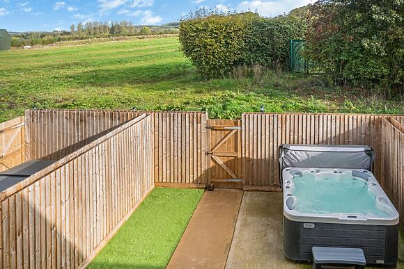 4-Bedroom Barn for 8 in Little Rissington, group cottage in Little Rissington, sleeps 8