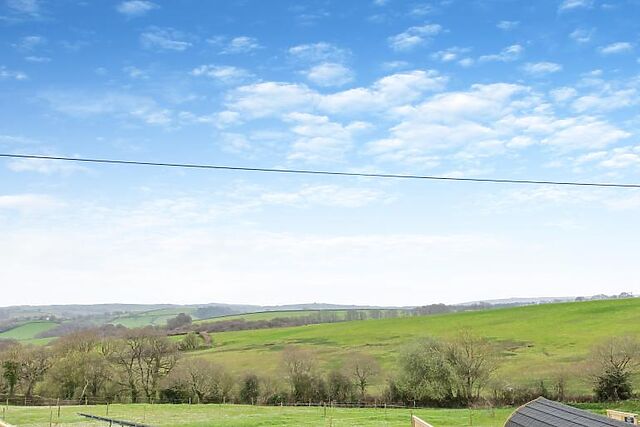 1-Bedroom Hot Tub Barn in Crediton