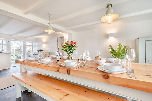 Elmwood Cottage