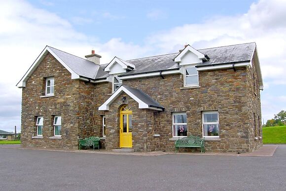 Aghabullogue House