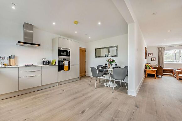 Cliftonville Cottage