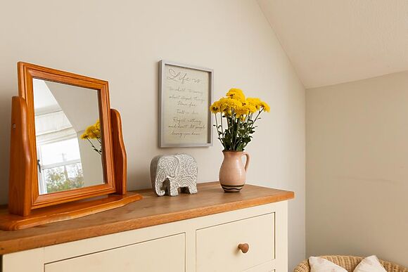 Artists Coastal Retreat