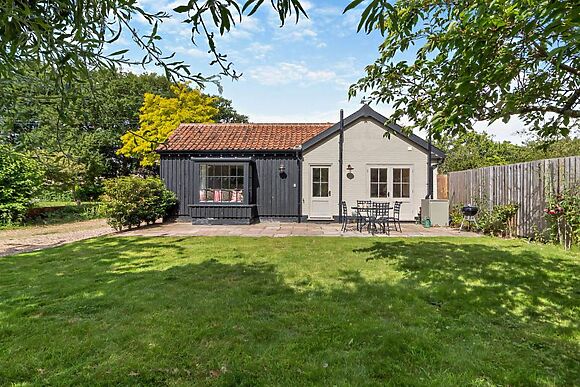 Millers Cottage Sweffling