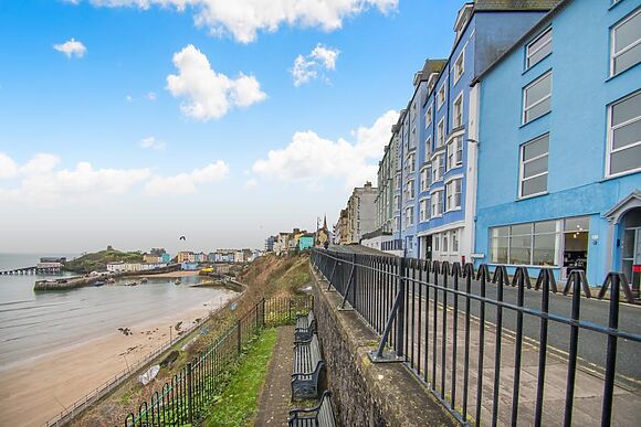 Bay View Tenby Apartment