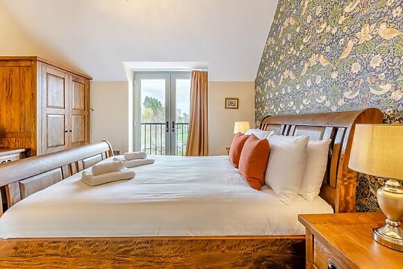 The Pear Tree Pershore