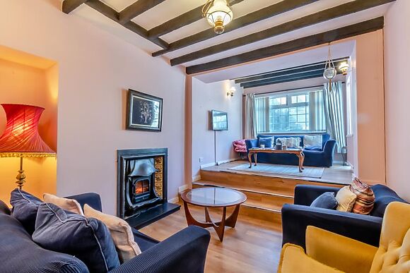 Alpha Cottage Tenby