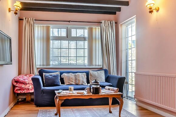 Alpha Cottage Tenby