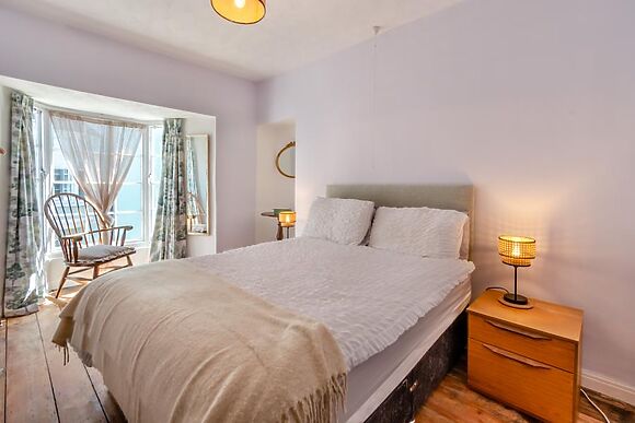 Alpha Cottage Tenby