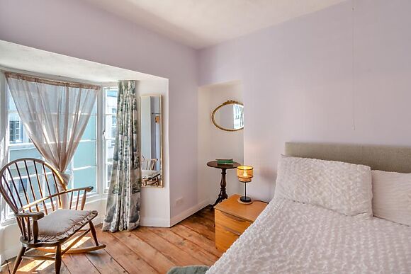 Alpha Cottage Tenby