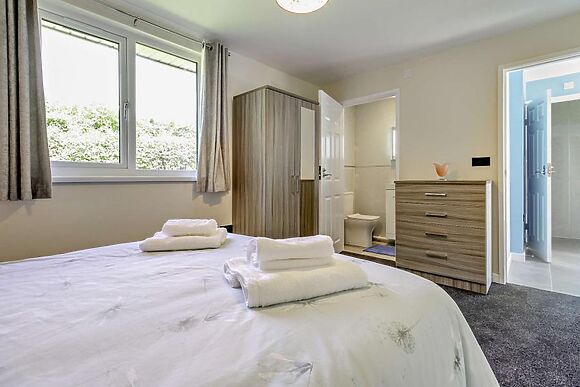 The Kingfisher At Canon Bridge Fishery