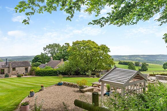Valley Cottage