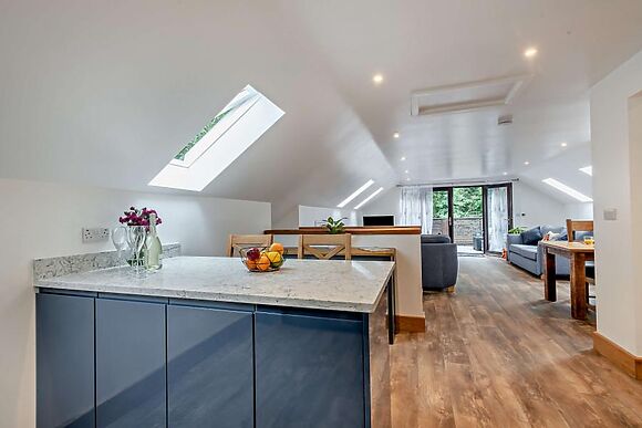 Robins Rest At Wayside Farm