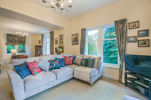 Coed Y Celyn Lodge