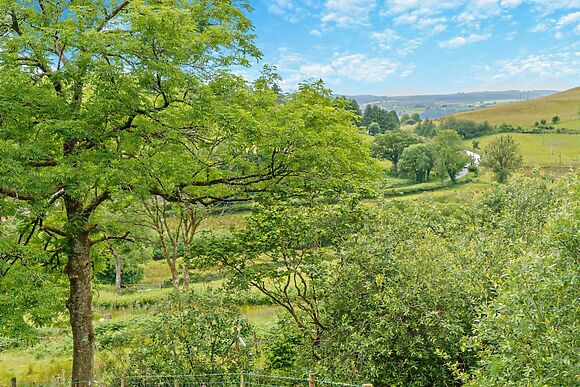 The Old Cart House Crugybar