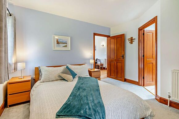 Loveston Lodge